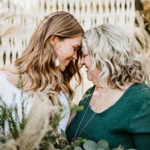 Meet your Posher, Loraine